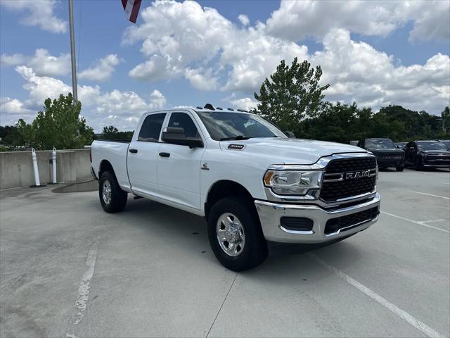 2022 Ram 3500 Tradesman Crew Cab 4x4 64 Box