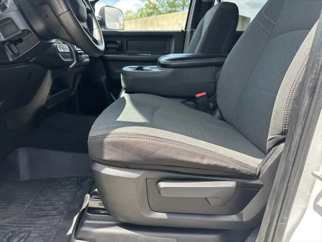 2022 Ram 3500 Tradesman Crew Cab 4x4 64 Box