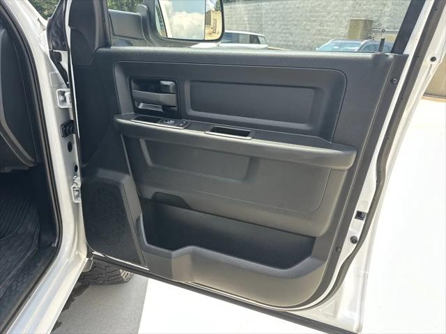 2022 Ram 3500 Tradesman Crew Cab 4x4 64 Box