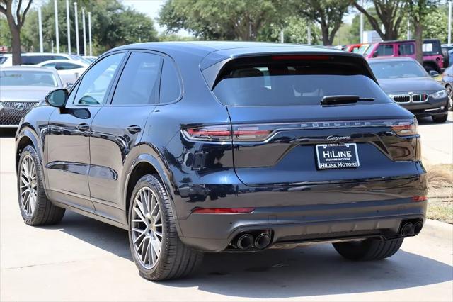 2023 Porsche Cayenne Platinum Edition