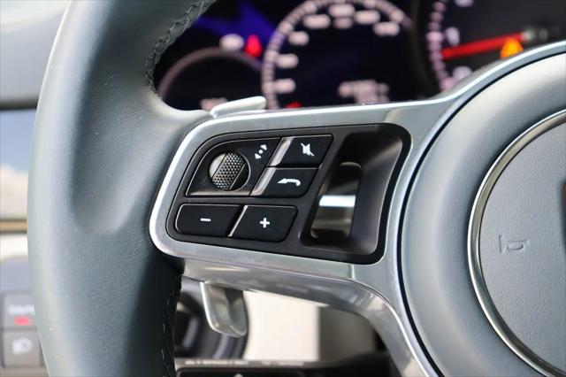 2023 Porsche Cayenne Platinum Edition