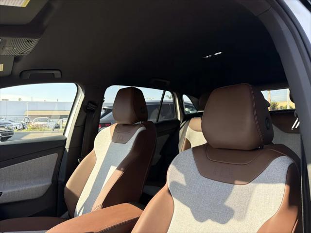 2023 Volkswagen ID.4 Pro