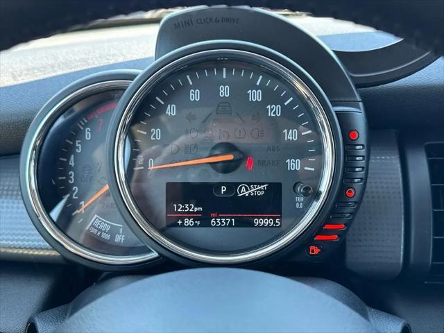 2017 MINI Hardtop Cooper