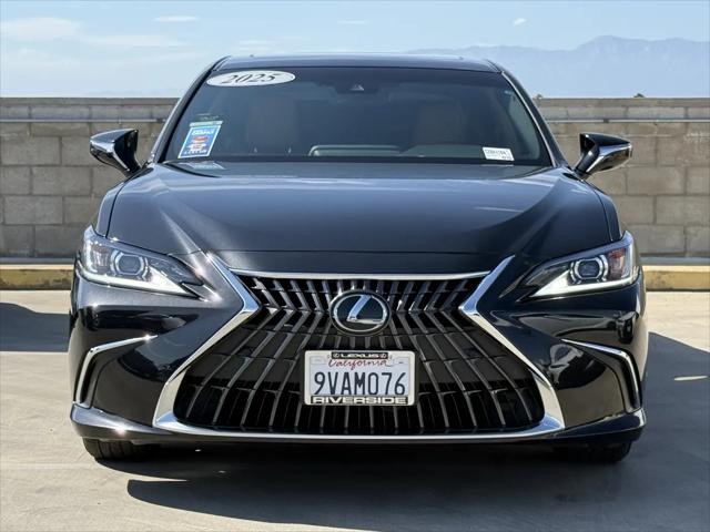 2025 Lexus ES 300h ES 300h
