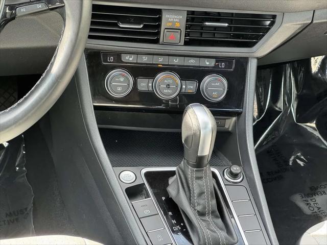 2021 Volkswagen Jetta 1.4T R-Line