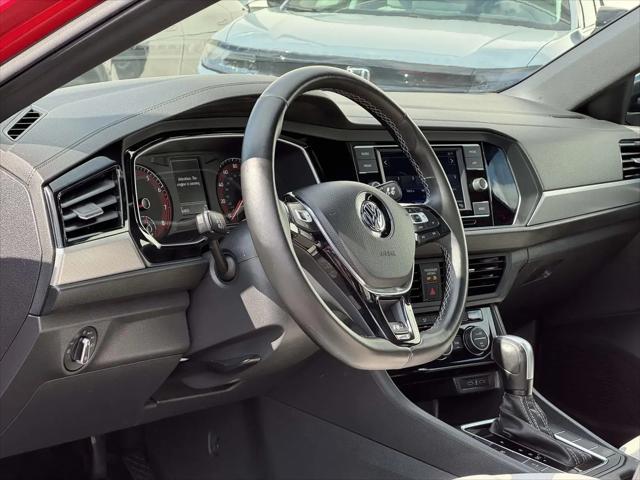 2021 Volkswagen Jetta 1.4T R-Line