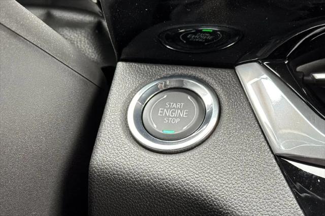 2026 Buick NV Sport Touring FWD
