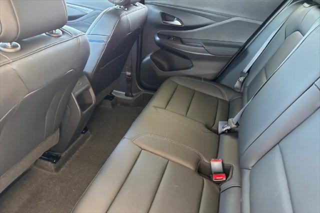 2026 Buick NV Sport Touring FWD