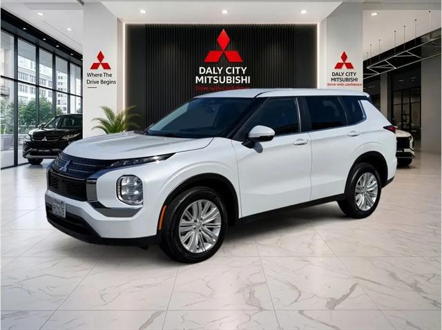 2024 Mitsubishi Outlander ES 2.5 2WD for sale in Daly City, CA
