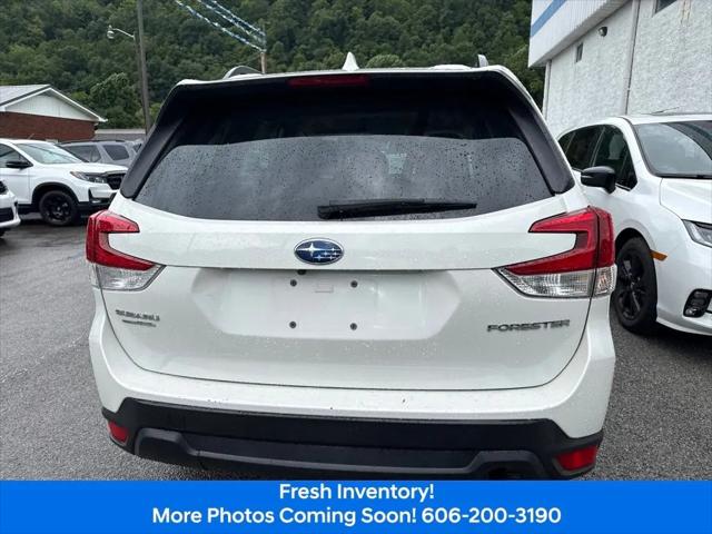2023 Subaru Forester Premium