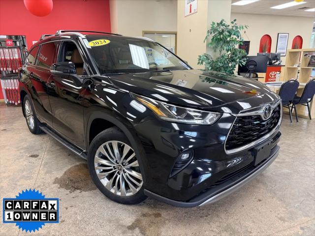 2024 Toyota Highlander Platinum for sale in Batavia, NY