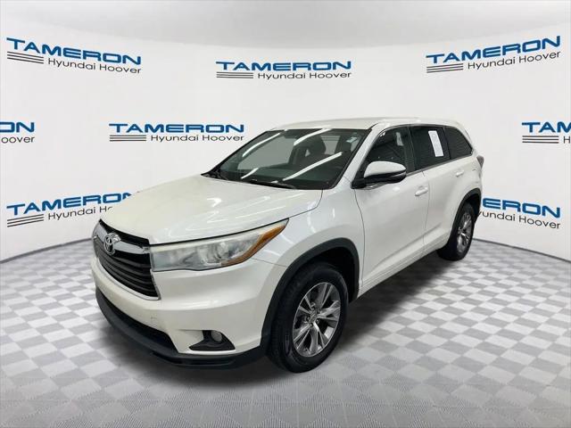 2015 Toyota Highlander LE Plus V6 for sale in Hoover, AL