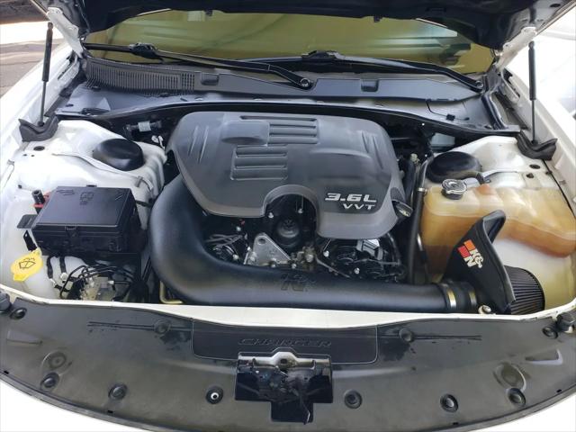 2016 Dodge Charger SXT