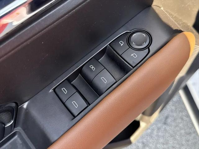 2023 GMC Canyon 4WD Crew Cab Short Box AT4
