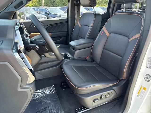 2023 GMC Canyon 4WD Crew Cab Short Box AT4