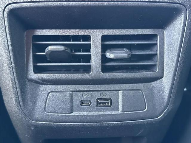 2023 GMC Canyon 4WD Crew Cab Short Box AT4