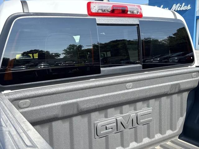 2023 GMC Canyon 4WD Crew Cab Short Box AT4