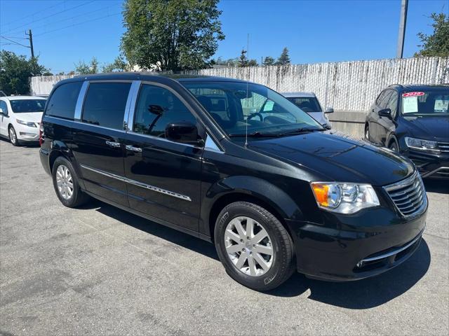 2015 Chrysler Town & Country Touring for sale in San Mateo, CA