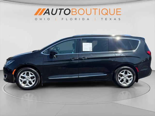 2017 Chrysler Pacifica Touring-L Plus