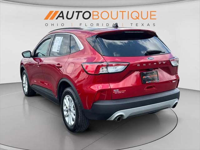 2020 Ford Escape SE