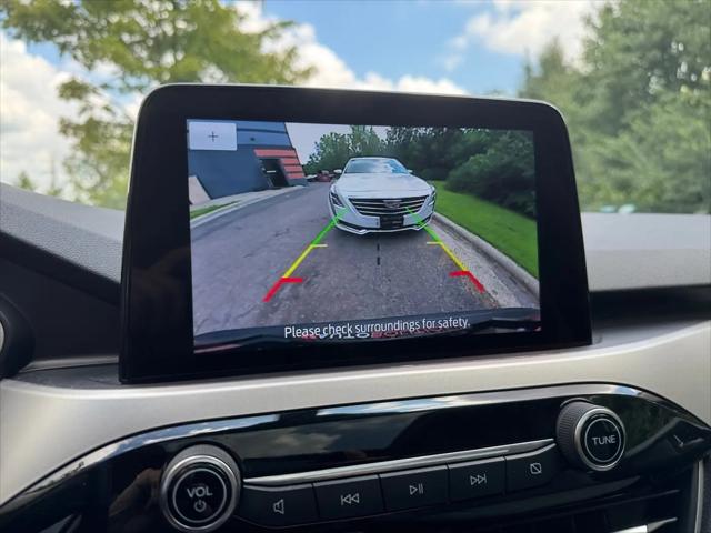 2020 Ford Escape SE