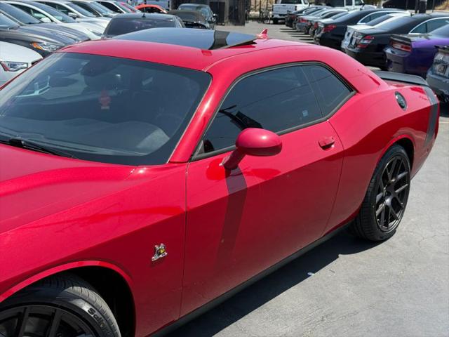 2016 Dodge Challenger R/T Scat Pack