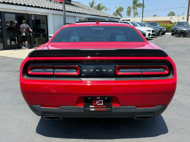 2016 Dodge Challenger R/T Scat Pack