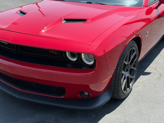 2016 Dodge Challenger R/T Scat Pack