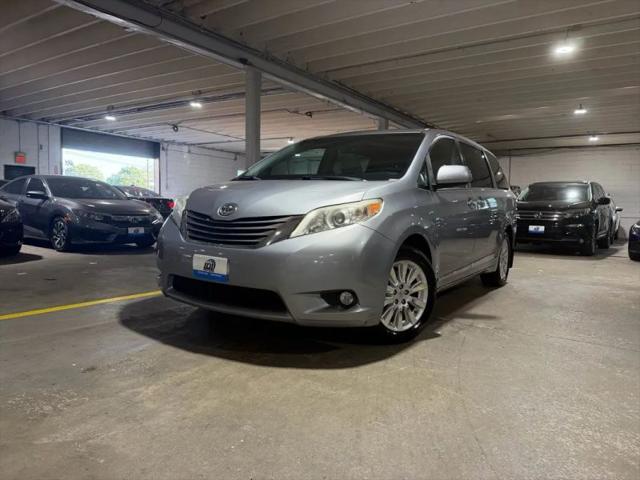 2016 Toyota Sienna XLE Premium 7 Passenger for sale in Carlstadt, NJ