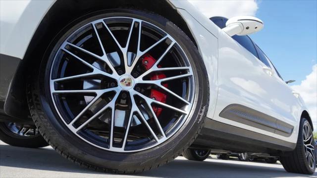 2022 Porsche Macan S