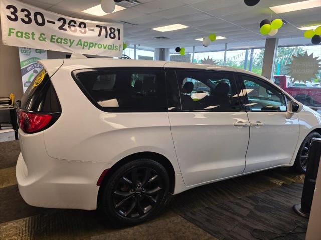 2019 Chrysler Pacifica Touring Plus