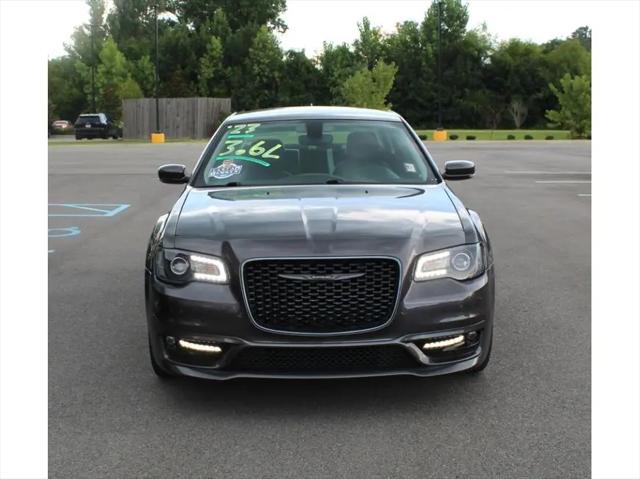 2023 Chrysler 300 Touring L