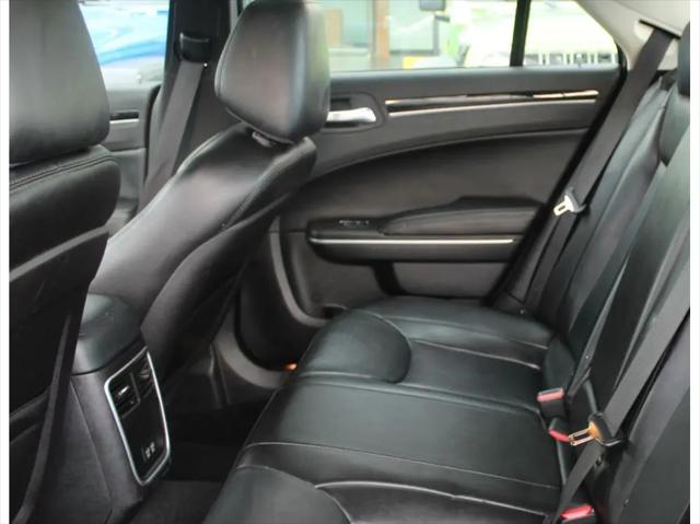 2023 Chrysler 300 Touring L
