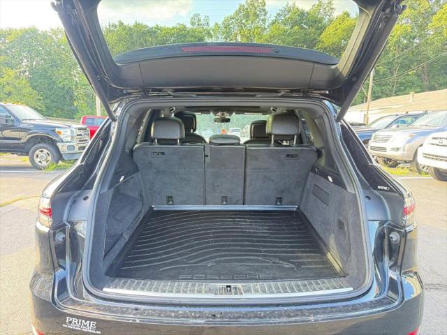 2020 Porsche Cayenne Base