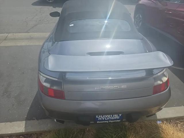 2001 Porsche 911 Carrera 4