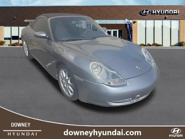 2001 Porsche 911 Carrera 4