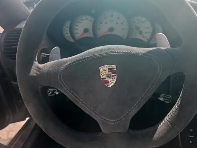 2001 Porsche 911 Carrera 4