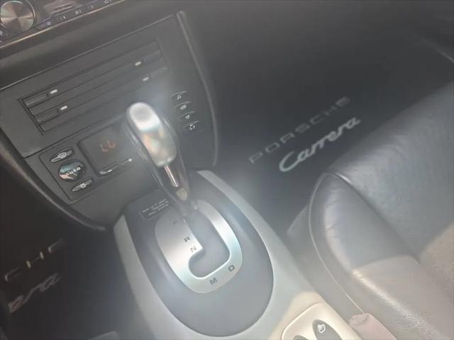 2001 Porsche 911 Carrera 4