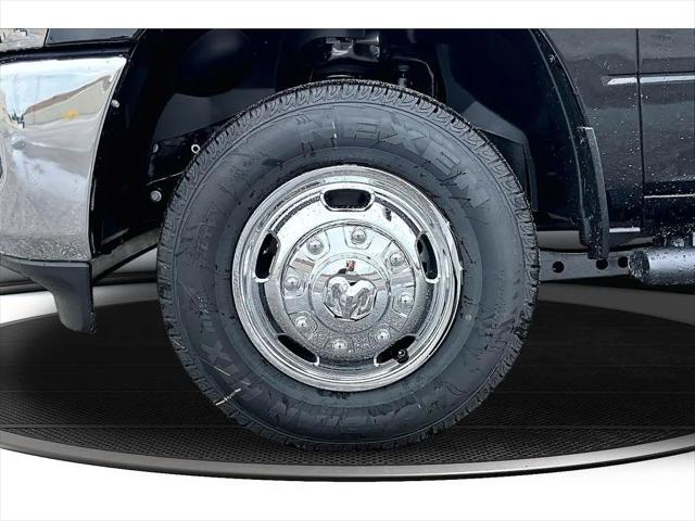 2026 Ram 3500 Tradesman Crew Cab 4x4 8 Box