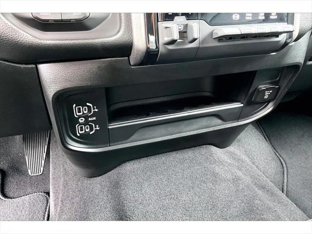2026 Ram 3500 Tradesman Crew Cab 4x4 8 Box