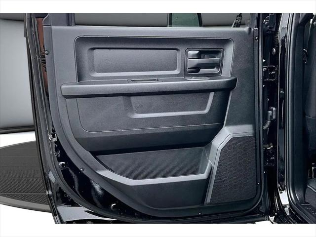 2026 Ram 3500 Tradesman Crew Cab 4x4 8 Box