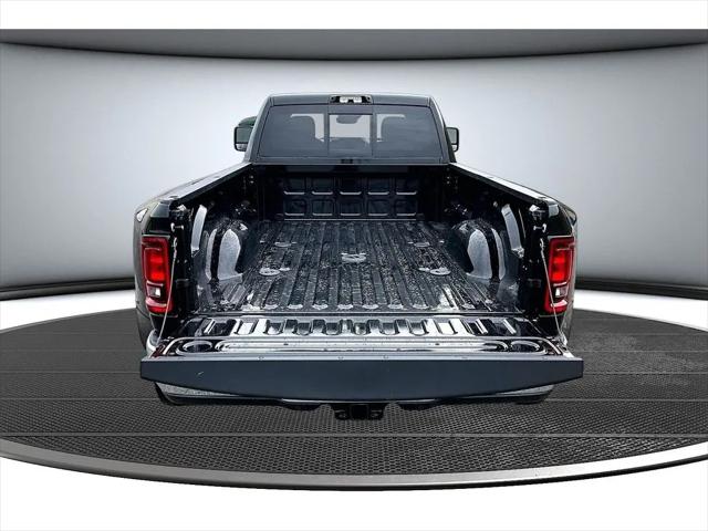2026 Ram 3500 Tradesman Crew Cab 4x4 8 Box