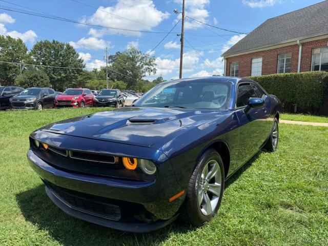 2016 Dodge Challenger SXT