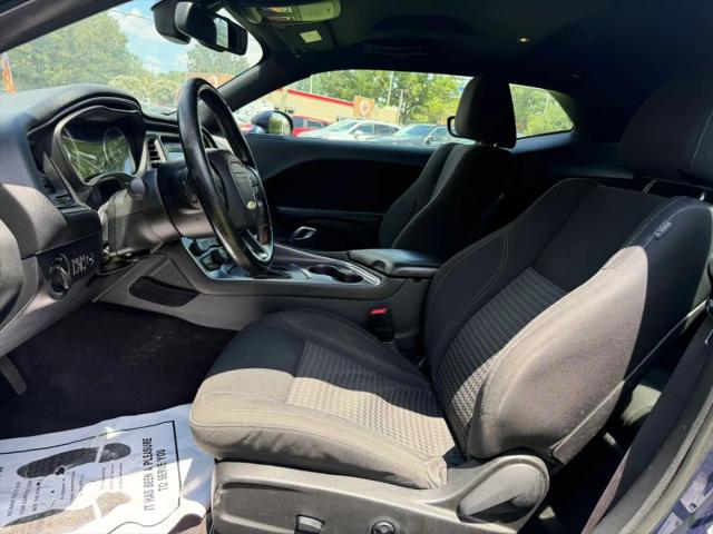 2016 Dodge Challenger SXT