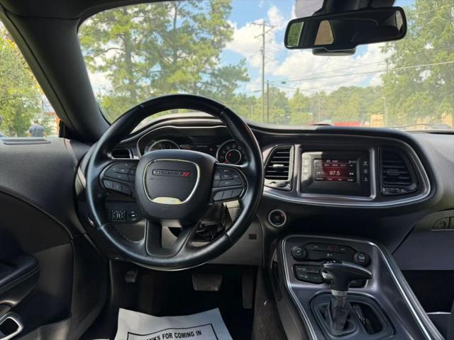 2016 Dodge Challenger SXT