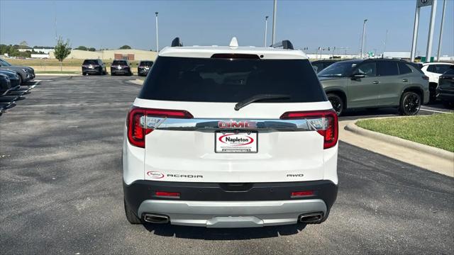 2023 GMC Acadia AWD SLT