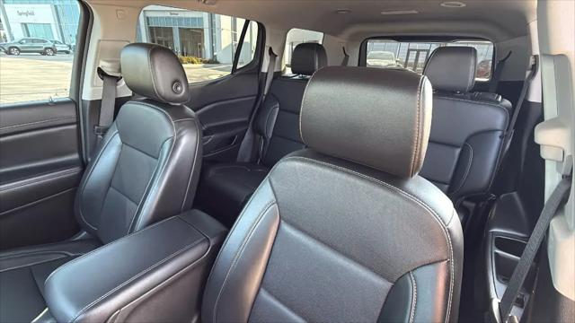 2023 GMC Acadia AWD SLT