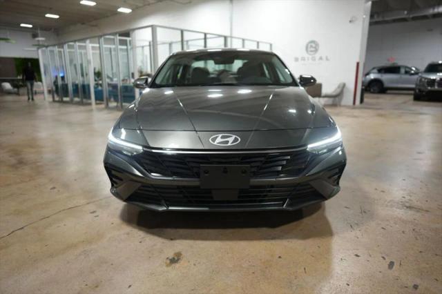 2025 Hyundai Elantra Hybrid Limited for sale in Miami, FL