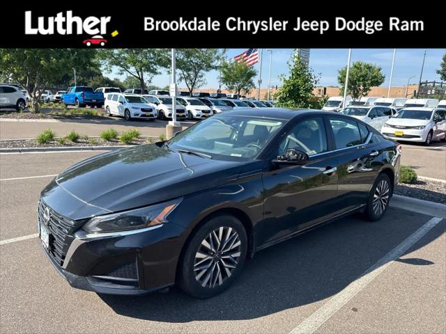 2024 Nissan Altima SV Intelligent AWD for sale in Brooklyn Park, MN