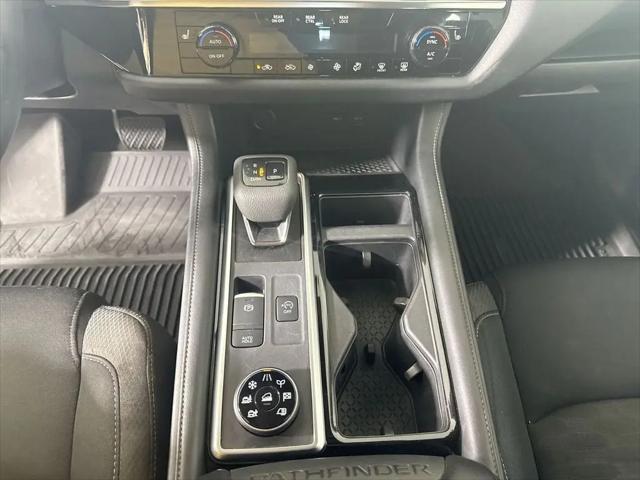 2024 Nissan Pathfinder SV 4WD